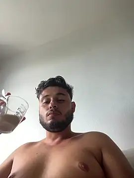 peuba12 online show from March 3, 2026, 12:34 pm