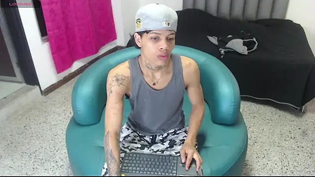 Dogan Renzo0 online show from March 10, 2026, 11:36 am