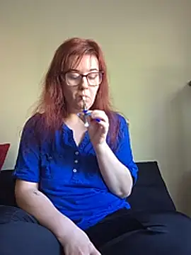 Snapshot of Ashlovescannabis chatting on June 24, 2026, 12:15 pm Ashlovescannabis online show from June 24, 2026, 12:15 pm