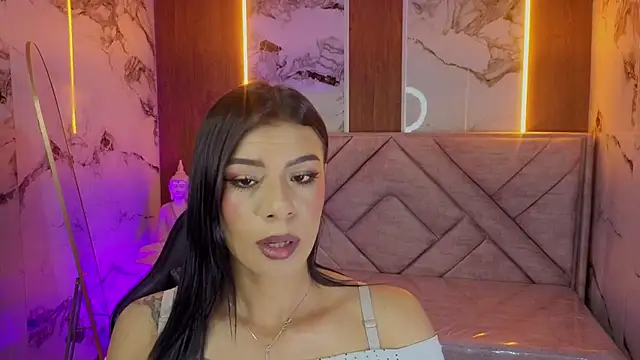 Melisa v online show from July 23, 2026, 8:27 pm