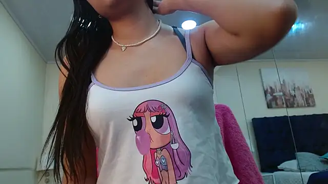 Snapshot of MaddieQuinn chatting on March 20, 2026, 3:35 pm MaddieQuinn online show from March 20, 2026, 3:35 pm