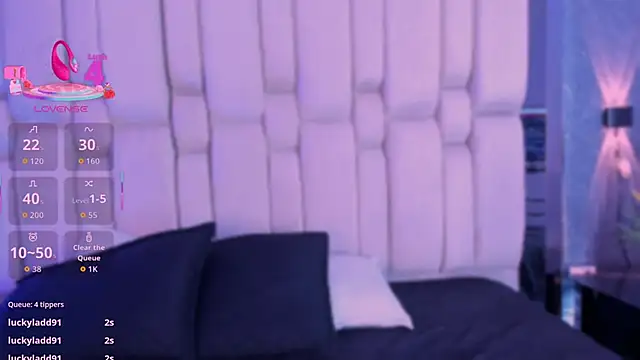 MissValeriePink online show from February 3, 2026, 7:52 pm