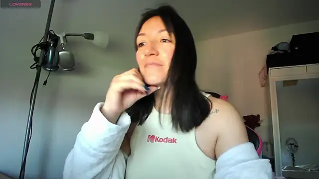 Yulian Milf online show from April 25, 2026, 8:06 am