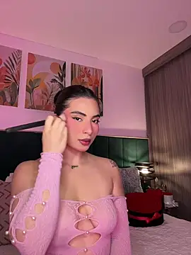 IrinaBlanc online show from July 16, 2026, 10:40 pm