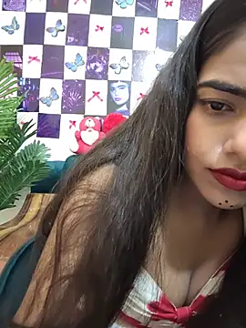Snapshot of Alisha_Babyy chatting on July 6, 2026, 8:32 am Alisha Babyy online show from July 6, 2026, 8:32 am