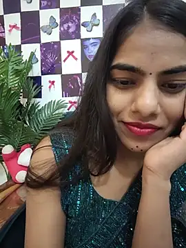 Snapshot of Alisha_Babyy chatting on July 24, 2026, 3:35 am Alisha Babyy online show from July 24, 2026, 3:35 am