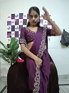 Snapshot of Alisha_Babyy chatting on August 7, 2026, 3:01 am Alisha Babyy online show from August 7, 2026, 3:01 am