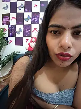 Snapshot of Alisha_Babyy chatting on July 14, 2026, 3:44 am Alisha Babyy online show from July 14, 2026, 3:44 am