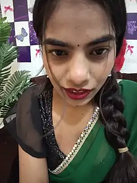 Snapshot of Alisha_Babyy chatting on August 6, 2026, 3:12 am Alisha Babyy online show from August 6, 2026, 3:12 am