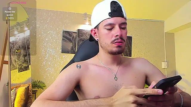 Nils saintt online show from March 25, 2026, 4:12 am