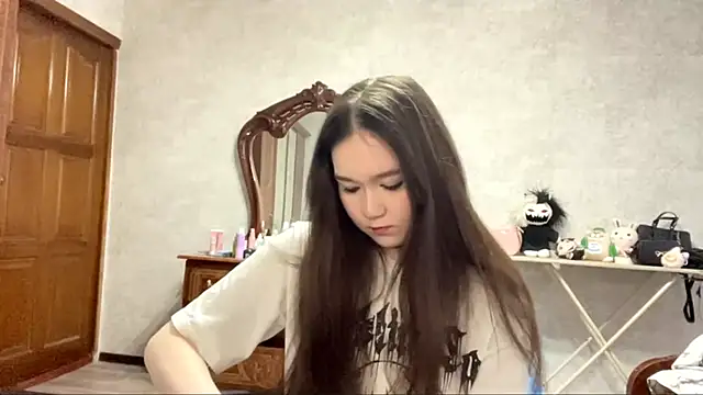 CrunchBerries online show from February 4, 2026, 12:33 pm