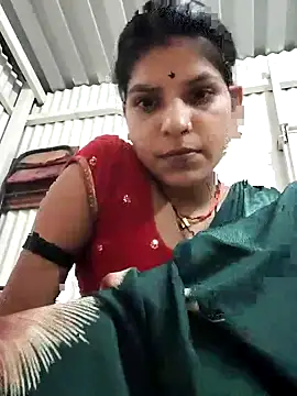 Snapshot of Radha_hot chatting on June 10, 2026, 5:14 pm Radha hot online show from June 10, 2026, 5:14 pm