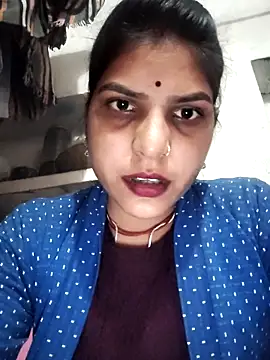 Snapshot of Radha_hot chatting on February 11, 2026, 3:45 pm Radha hot online show from February 11, 2026, 3:45 pm