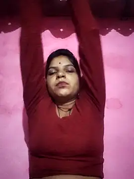 Snapshot of Radha_hot chatting on June 2, 2026, 11:27 pm Radha hot online show from June 2, 2026, 11:27 pm