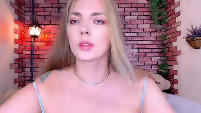 Eva StarXXXX online show from July 29, 2026, 7:57 pm