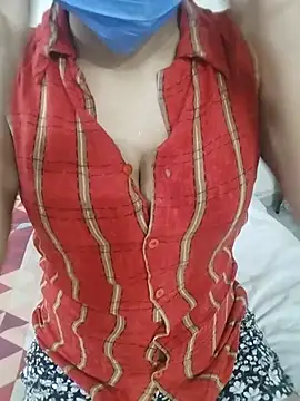 hotpooja1 online show from July 14, 2026, 4:13 pm