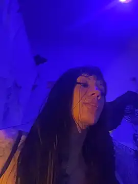Snapshot of luxxlola chatting on March 7, 2026, 2:29 am luxxlola online show from March 7, 2026, 2:29 am
