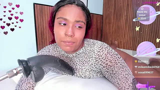 sexy curlylady online show from June 13, 2026, 3:26 am