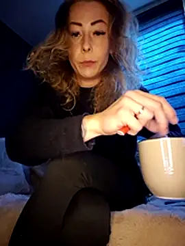 dewimp1 online show from May 18, 2026, 5:18 pm