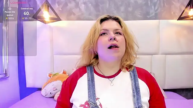 Martina armos online show from June 13, 2026, 1:42 pm