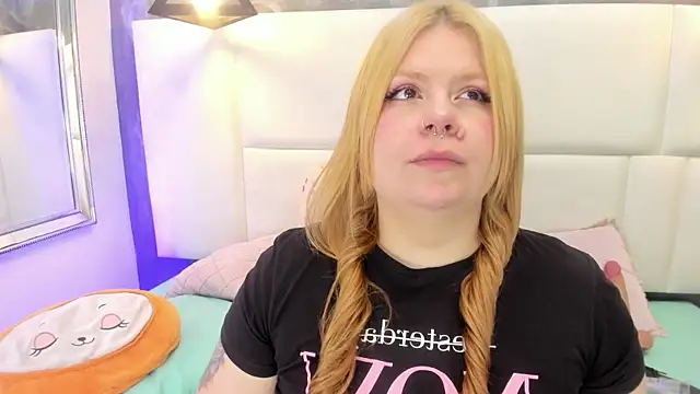 Martina armos online show from April 28, 2026, 1:48 pm