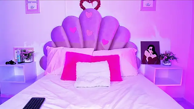 Ms zozi  online show from February 22, 2026, 2:41 pm