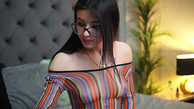 CallieDoll online show from March 6, 2026, 9:43 pm