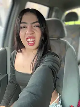 valecutee online show from February 5, 2026, 8:59 pm