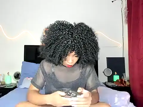 YourDreamReal online show from February 5, 2026, 1:01 am