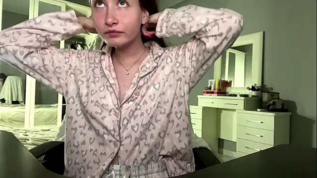 Snapshot of Iuckystar19 chatting on January 18, 2026, 3:15 pm Iuckystar19 online show from January 18, 2026, 3:15 pm