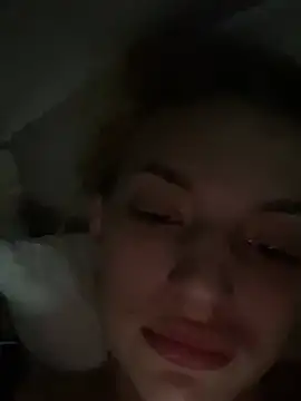 SashaPri online show from April 2, 2026, 11:00 pm