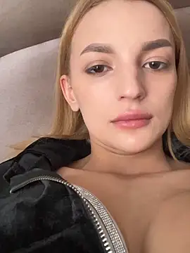 SashaPri online show from March 25, 2026, 1:21 pm