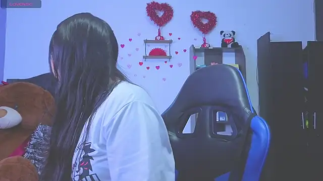 Snapshot of BadKittyy chatting on March 15, 2026, 8:32 am BadKittyy online show from March 15, 2026, 8:32 am