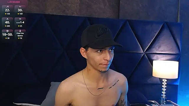 Logan Woods online show from March 19, 2026, 5:13 pm