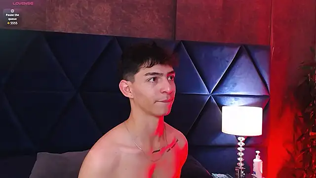 Logan Woods online show from March 3, 2026, 5:09 pm