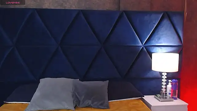 Logan Woods online show from March 10, 2026, 6:28 am