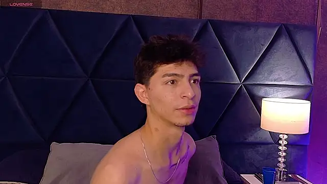 Logan Woods online show from March 17, 2026, 4:10 pm