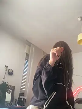 Lv Sasha online show from March 16, 2026, 10:08 am