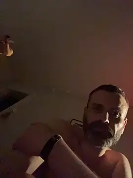 Snapshot of Wichoneisit chatting on March 11, 2026, 3:00 am Wichoneisit online show from March 11, 2026, 3:00 am