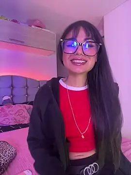  Lucycherry online show from February 25, 2026, 5:07 am