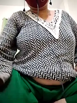 Snapshot of maisamim2 chatting on March 6, 2026, 3:40 pm maisamim2 online show from March 6, 2026, 3:40 pm