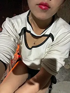 Snapshot of Lonasex99 chatting on March 10, 2026, 10:25 pm Lonasex99 online show from March 10, 2026, 10:25 pm