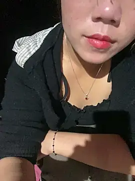 Snapshot of Lonasex99 chatting on February 6, 2026, 11:23 pm Lonasex99 online show from February 6, 2026, 11:23 pm