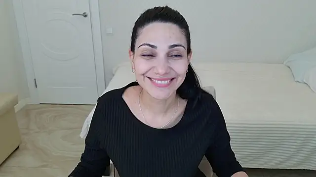 Snapshot of LovelyBeatrice chatting on March 10, 2026, 11:03 am LovelyBeatrice online show from March 10, 2026, 11:03 am