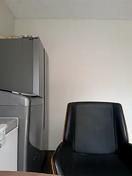 Barbieee1301 online show from January 19, 2026, 8:40 am