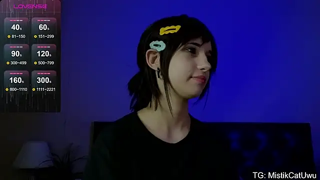 Snapshot of m_Suika_m chatting on March 2, 2026, 5:42 pm m Suika m online show from March 2, 2026, 5:42 pm