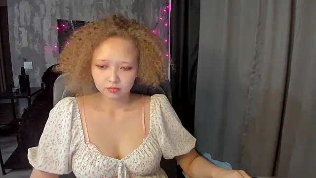 Senya Sol online show from June 21, 2026, 9:31 pm