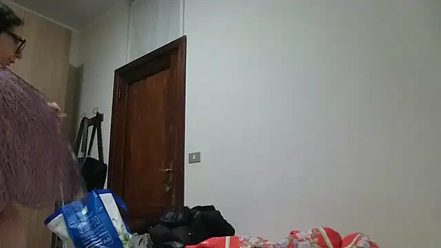 Snapshot of Miasexmilf chatting on March 3, 2026, 5:42 pm Miasexmilf online show from March 3, 2026, 5:42 pm