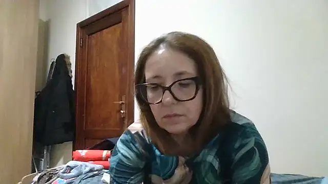 Snapshot of Miasexmilf chatting on February 13, 2026, 7:03 pm Miasexmilf online show from February 13, 2026, 7:03 pm