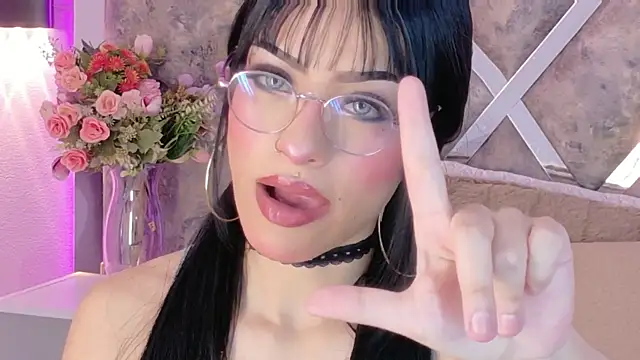 JaneeDaviss online show from March 10, 2026, 3:54 am